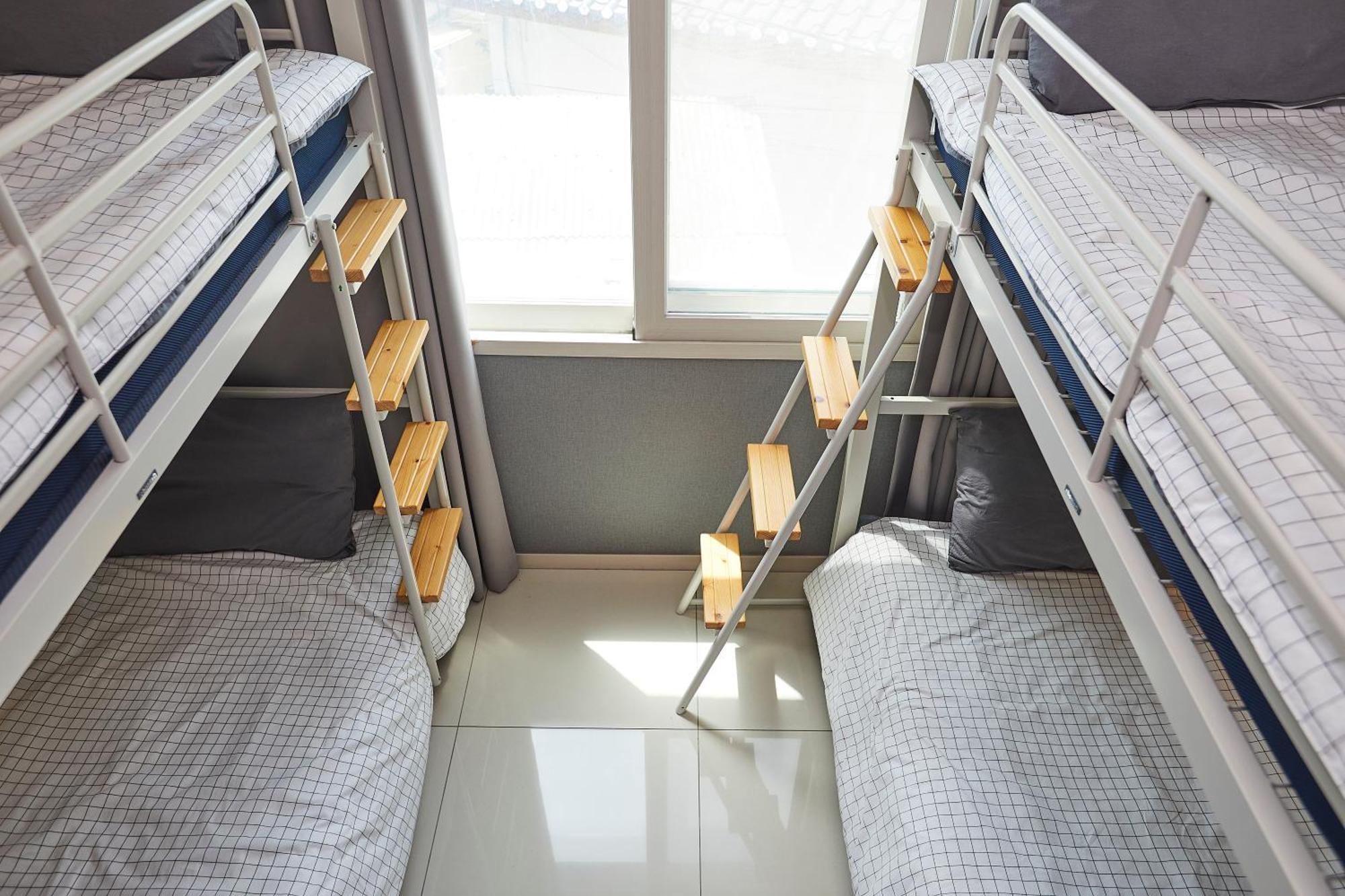 Red-Lighthouse Guest House Sokcho Habitación foto